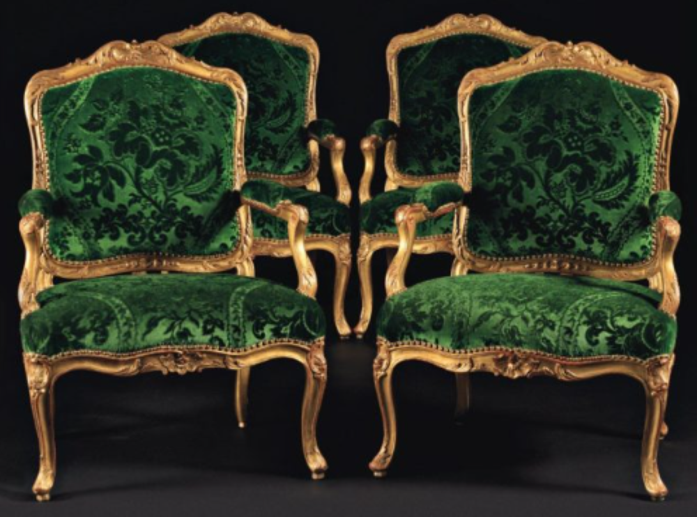 Bedroom-Chairs-Design-Luxury-Modern-Bedroom-Accent-Chairs-albaik-furniture