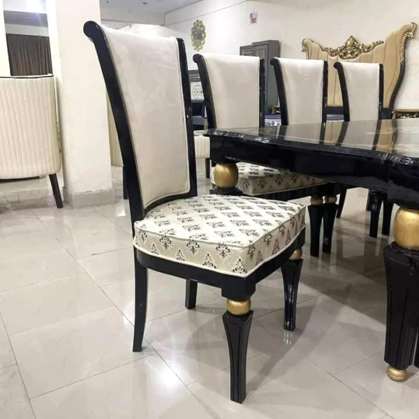 Dining-Table-Design-in-Modern-Luxury-Styles-Al-Baik-Furniture