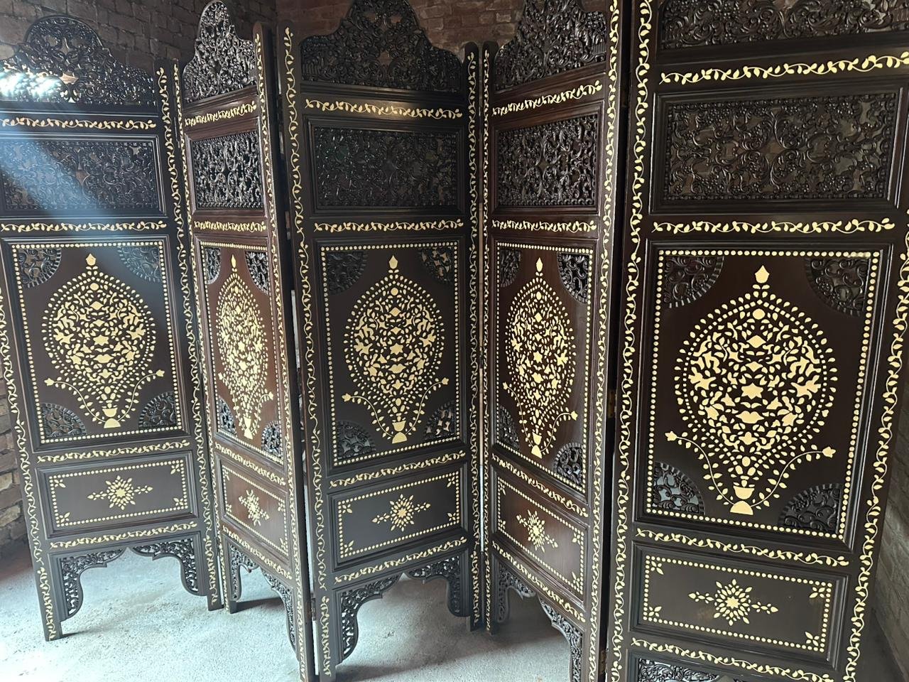 Wooden Room Divider Partition Design – Stylish & Custom Wooden Partitions Albaik Furniture~
